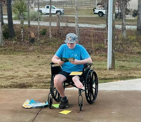 Will Roberts, a 15-year-old whose battle with cancer drew widespread  support from thousands of people across the country, died early Thursday,  his family announced in a Facebook post. FULL STORY ⬇️