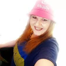 Kelly Dutcher's Instagram, Twitter & Facebook