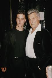 1 day ago · hollywood star jamie lee curtis said recently that she is proud of her son for becoming transgender. Nicholas Curtis Son Of Tony Curtis Died At The Age Of 23 Inside Who He Was