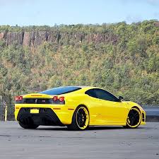 Ferrari F430 Scuderia Noire Et Jaune Des Voitures Japanese Sports Cars Sports Cars Sport Cars