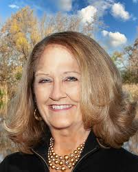 Janine Walsh's Instagram, Twitter & Facebook