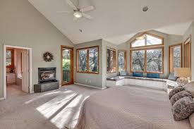 Large Bedroom Sun Drenched Windows With Views Large Bedroom