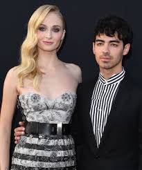 DIY Joe Jonas And Sophie Turner Halloween Costume Ideas