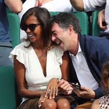 Les deux agriculteurs ne sont pas en couple comme ils ont essayé de le faire croire, mais ils se sont bien rapprochés et sont. Stephane Plaza Se Fout De Ma Gueule Avec Karine Le Marchand Ils Se Chamaillent Deja Gala