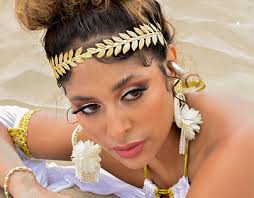 Diosa Projects :: Photos, videos, logos, illustrations and branding ::  Behance