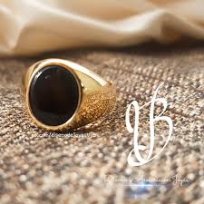Anillo Personalizado Para Caballero Con Onix Oro 18k Vbjoyas Ecuador Anillos De Oro Joyas Anillos Para Hombres