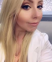 Katrina Pohl's Instagram, Twitter & Facebook