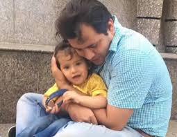 His mother, poonam kohli, is the owner of punya publishing pvt. Abhinav Kohli Reunites With Son After Three Months Shares Beautiful Photo Newstrack English 1
