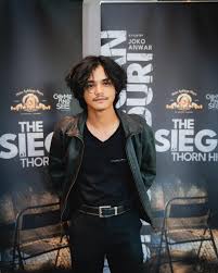 FARIS FADJAR MUNGGARAN
