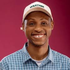 Genius or nah? 🤔 This man was making over $700,000 a year from working 6  different remote jobs at once!!! I think it has to be contractor jobs and  definitely not 6