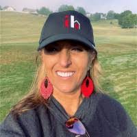 Jennifer Alger's Instagram, Twitter & Facebook