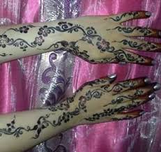As salam 'alaykom je réalise des tatouages au harkous depuis plusieurs années. Henna W Harkous Tunis Posts Facebook