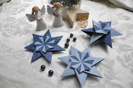 Wenn alle zacken gefaltet sind, müssten jeweils 8 lila & blaue zacken vorhanden sein. Sterne Aus Papier Zeit Zum Atemholen