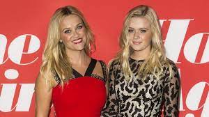Maybe you would like to learn more about one of these? Reese Witherspoon Zeigt Tochter Aca Elizabeth Phillippe