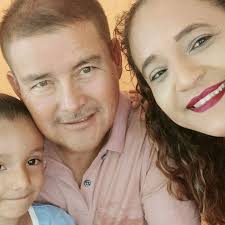 Flor Duque (@duqueflower)