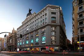 Le plus grand département de france est la gironde. Visitez L Incroyable Flagship Primark De