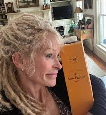 Kimberly Mcquay's Instagram, Twitter & Facebook