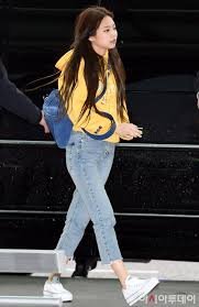 Jennie Airport Photos At Incheon To Thailand On April 9 2019 Korean Airport Fashion Korean Fashion Blackpink Fashion