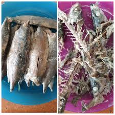 Resepi atau resep ikan sardin masak lemak ini adalah keunikan masakan ibu saya. Resepi Ikan Sardin Segar Masak Sambal
