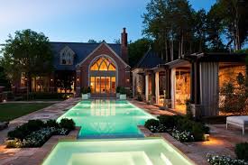 Good Morning Ok Granted A Pool House Is Often Not At The Top Of The Must Have List But Is Often A Would Like To H Hauser Mit Pool Pool Haus Schone Zuhause