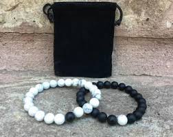 Black And White Bead Bracelet Meaning Bracelets Etsy In 2020 Distance Bracelets Beaded Bracelets Bracelets With Meaning