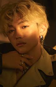 Candice Devine (candicebean940)