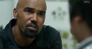 (2017) saison 3 episode 1. Swat Tf1 Chamboule La Saison 3 Inedite La Saison 7 De Chicago Police Department Repoussee En Pleine Nuit Toutelatele