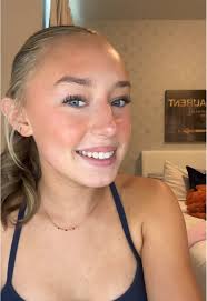 Ava Willis Get Ready with Me