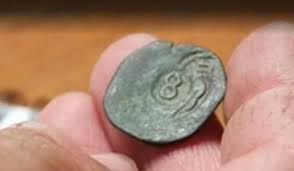 Canadian Treasure Hunter Reveals Oak Island Finds Oak Island Mystery Oak Island Oak Island Money Pit