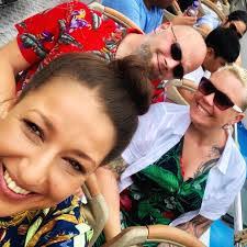 Linda Bethke's Instagram, Twitter & Facebook