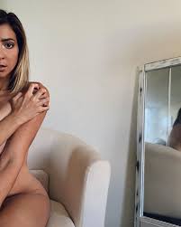 Gabbie Hanna Nudes - Fappenist