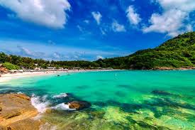 With leonardo dicaprio, daniel york, patcharawan patarakijjanon, virginie ledoyen. Iconic Thailand Beach From Leonardo Dicaprio Film The Beach Is Being Closed To Tourists Indefinitely Mirror Online