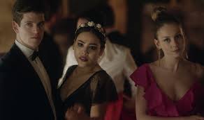 Stylized as e l i t ǝ) is a spanish thriller teen drama streaming television series created for netflix by carlos montero and darío madrona. 19 Reasons Why You Need To Watch Netflix S Elite Right Now