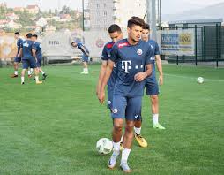 Big news fans january is all can say #romania #championsleague #rooneyvvardy #footballindex. Florinel Coman Accidentat A PÄƒrÄƒsit News Ro