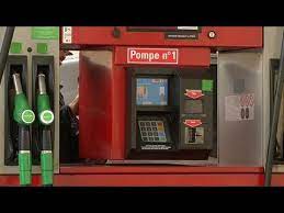 En 1950, les chauffeurs de taxi réclament l'instauration d'une carte professionnelle et l'adoption d'une assurance obligatoire pour tous les automobilistes, ainsi que la remise en vigueur de leur subvention sur l'essence 6. Carburant Attention Au Debit Sur Le Compte Youtube