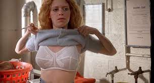 Nude video celebs » Natasha Lyonne sexy, Marisa Tomei nude - Slums of  Beverly Hills (1998)