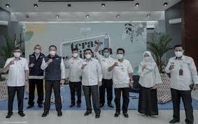 Juknis ppdb jabar 2021 mengatur penerimaan calon siswa baru di sma, smk, sekolah menengah atas luar biasa, dan slb jenjang sd dan smp. Disdik Jabar Akan Melibatkan Sekolah Swasta Pada Ppdb Tahun Ajaran 2021 2022 Majalah Sora