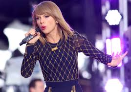 Taylor Swifts 1989 Tops U S Billboard Album Chart Again