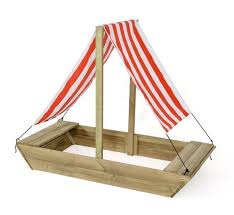 Sandkasten Aus Holz In Bootsform Sei Bereit Um Mit Dem Matelot Sandkasten Zu Spielen Sandkasten Kinder Sandkasten Kinder Sandkasten Spielplatz Im Freien