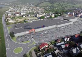 Căutați ☎ numărul de telefon al vodafone? Shopping City Piatra NeamÅ£ Construit De Nepi Cel Mai Nou È™i Modern Mall Din Nord Estul È›Äƒrii Dcnews