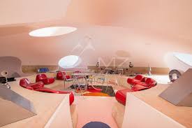 Avant garde house of pierre cardin on the cote d'azur. Pierre Cardin S Bubble Palace For Sale France 390 Million