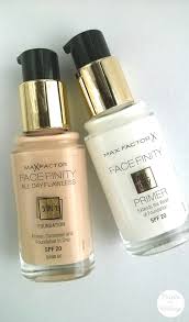 Se seca instantáneamente y puede utilizarse bajo el maquillaje. Base De Maquillaje Ideal Para Pieles Mixtas Max