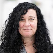 Lori Montano's Instagram, Twitter & Facebook