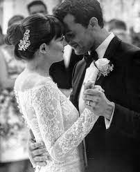 Fifty Shades Freed Jamie Dornan Christian Grey Ana Dakota Johnson Wedding Dresses Vera Wang Bride Wars Wedding