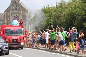 Check back for 2021 live coverage options. Tour De France 60 Photos Pour Revivre L Etape La Baule Sarzeau L Eclaireur De Chateaubriant