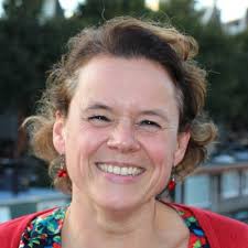 Vandaag gaf ik op uitnodiging van Margit Bosch, een LinkedIn Rock-Your  Profile sessie op de SAIL Amsterdam 2025. Deze academy biedt jong talent  (studenten op MBO- en HBO-niveau) vraagstukken, stages…