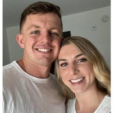 Erin Shenouski and Douglas Adams' Wedding Website