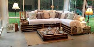 Ecco 10 spunti creativi per sbizzarrirsi con l'arte del riuso. Riciclo E Arredamento Con Il Legno Come Arredare Casa E Giardino Con I Pallet