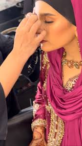 We're thrilled to share that the talented singer, @sarahbaigofficial chose  Nadoz Salon's CEO @nadiabaloch555 @nbsvi110 @nadiabaloch555 for her makeup!  Here's what Mr. Sarah Baig had to say about her experience: '[Nadia Baloch]