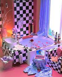 Thvndermag Www Instagram Com Rubyrubygloom Aesthetic Room Decor Retro Room Aesthetic Rooms Whether you're decorating a dorm room or your teen's bedroom, it pays to embrace color, pattern, and bold accessories.